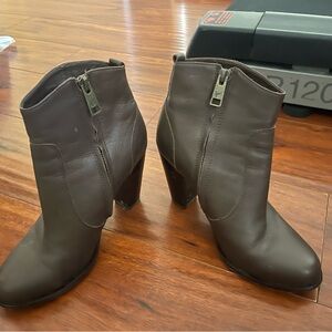 Joie boots